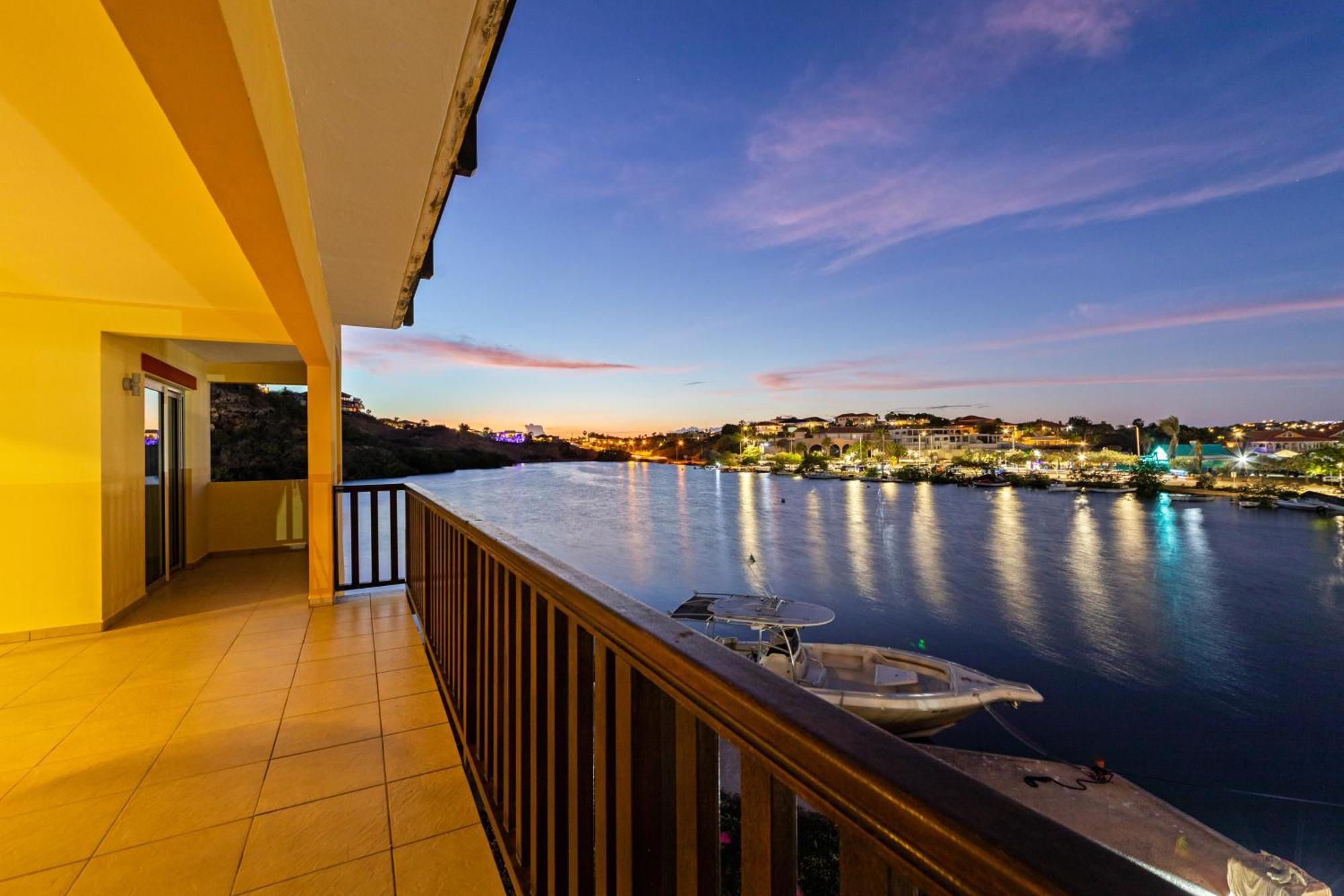 Droom Appartement Met Uitzicht Op De Jachthaven Jan Thiel Dış mekan fotoğraf